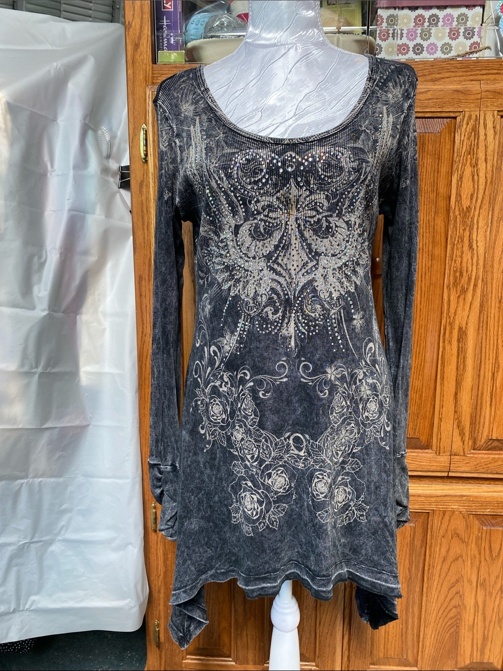 VOCAL Women's S/M CRYSTAL GRAY BLACK MINERAL WASHED CROSS FAITH TUNIC SHIRT Y2K